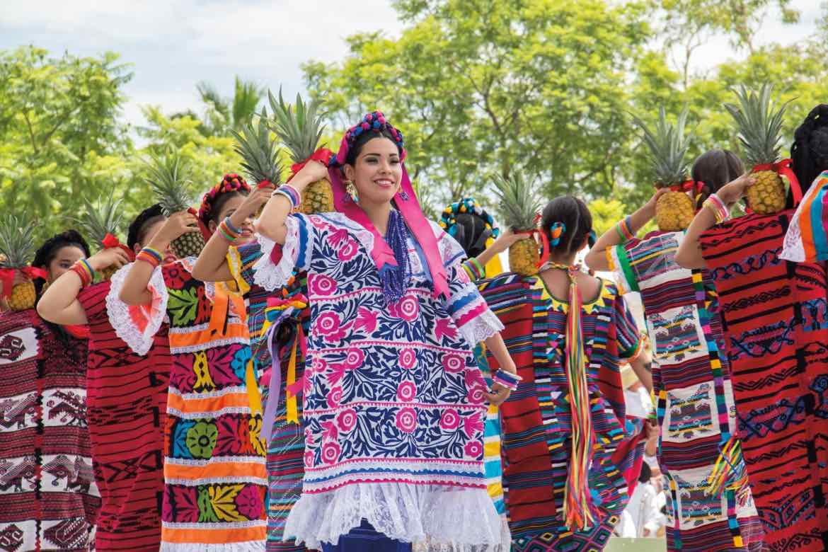 Guelaguetza una fiesta que celebra la vida Mexicanísimo Guelaguetza una fiesta que celebra la vida Mexicanísimo